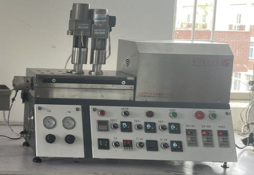खरीदें 800X350X580mm समानांतर ट्विन स्क्रू एक्सट्रूडर प्लास्टिक पॉलिमर कंपाउंडिंग एक्सट्रूडर online manufacture