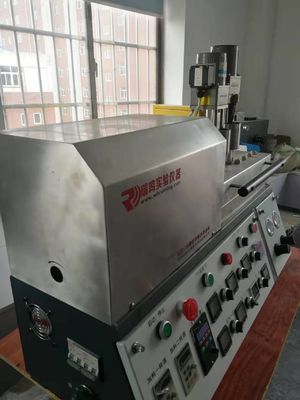 53 मिमी 6 किग्रा / एच लैब स्केल नाइट्रोजन संरक्षण के साथ डबल स्क्रू एक्सट्रूडर